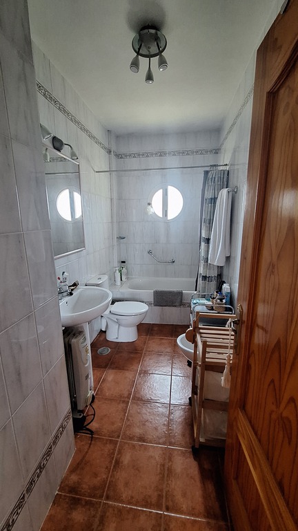 Baño segunda planta 