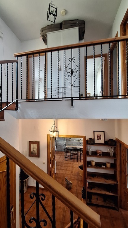 Hall escalera y distribuidor segunda planta