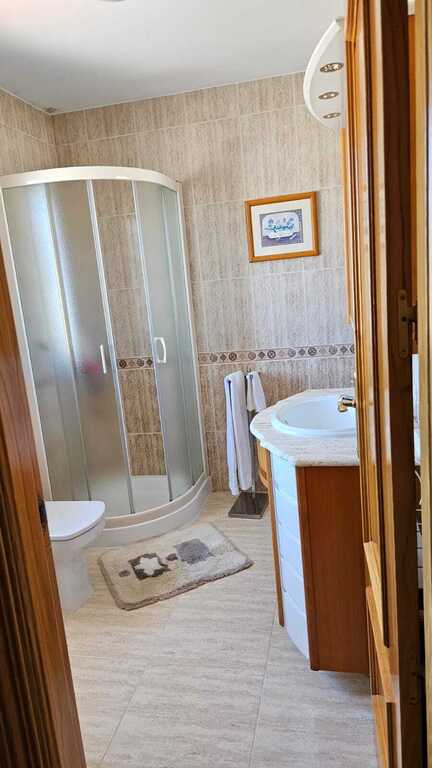 Baño del dormitorio principal