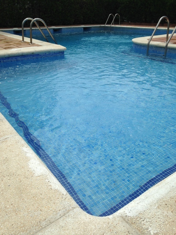 Swimming pool Llançà