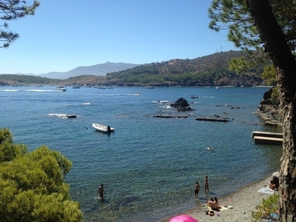 The coast of Llança