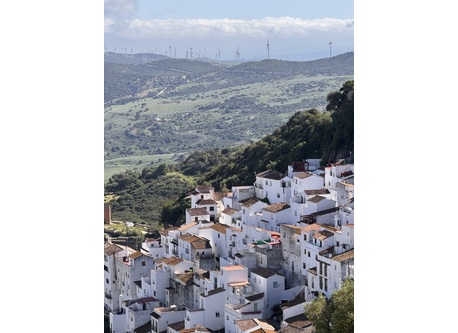 Casares, Village
