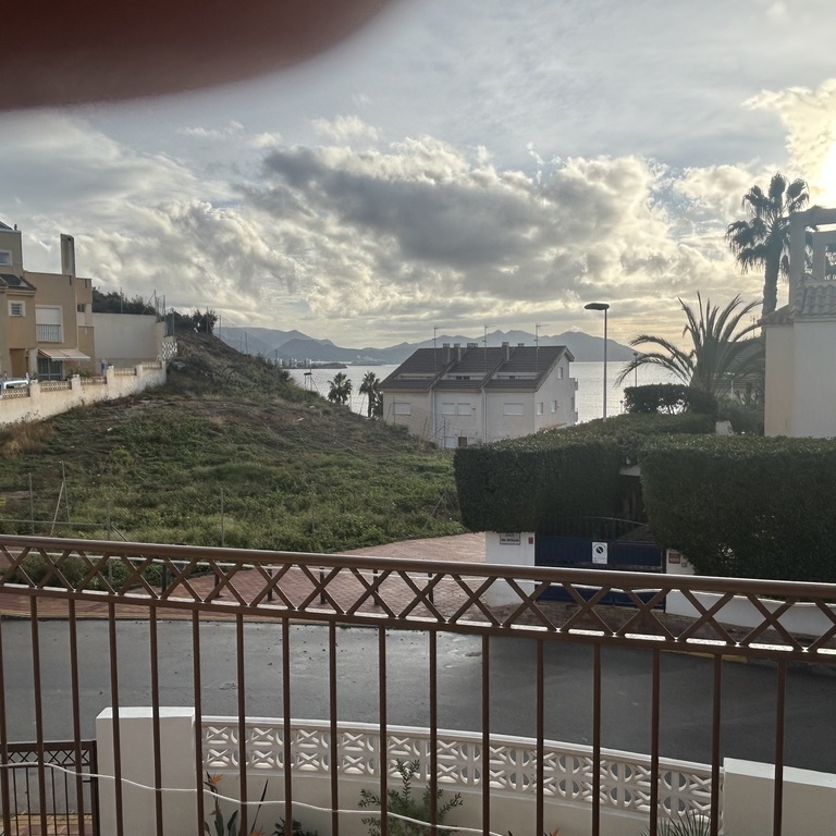 Terrasse et vue 1er étage c 