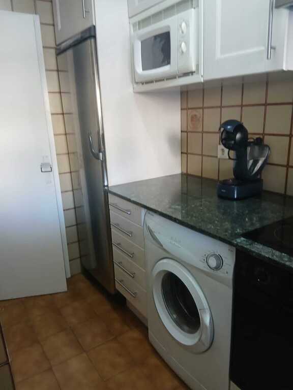 Cocina con despensa