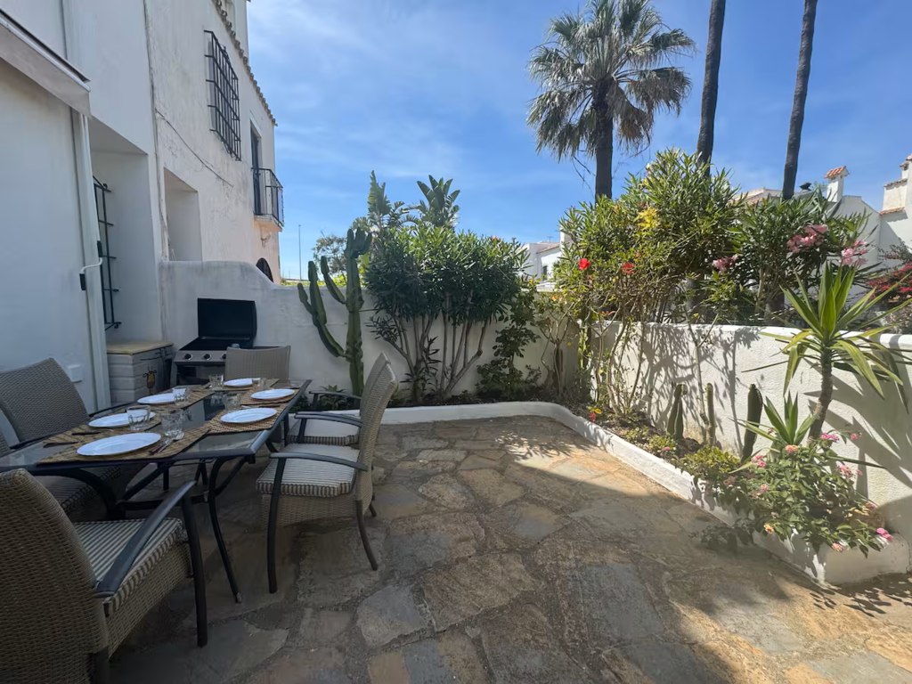 Patio exterior privada