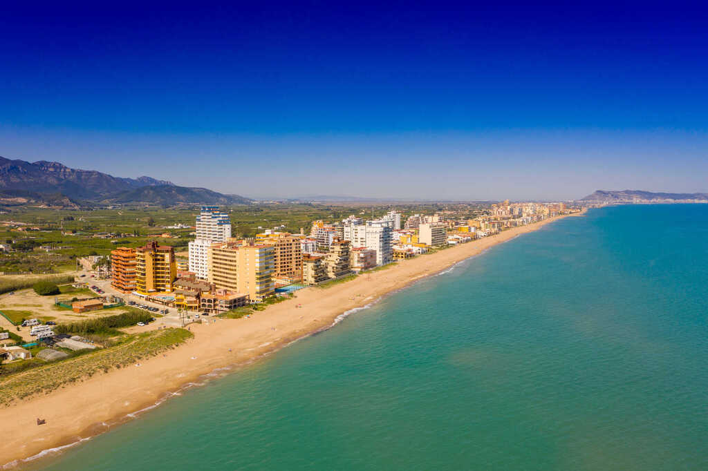 Tavernes beach

