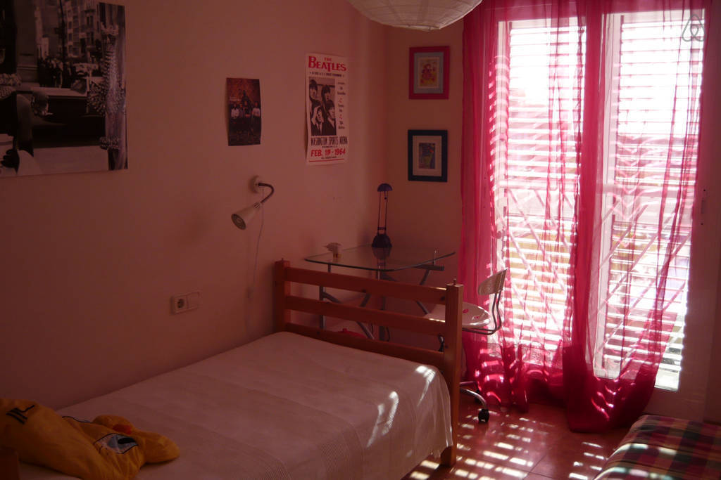 Dormitorio individual 2