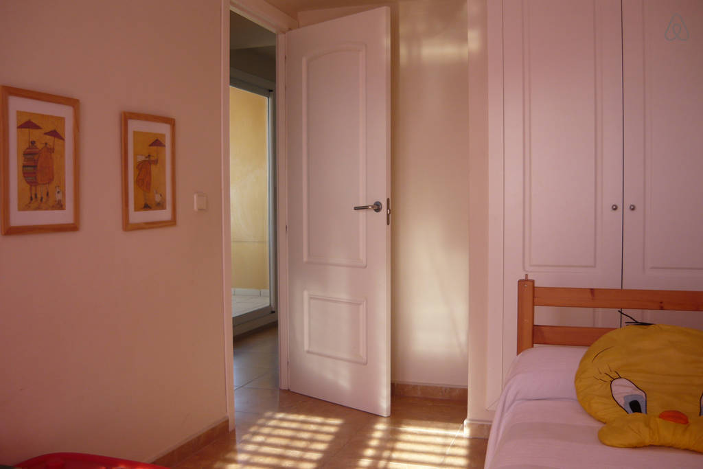 Dormitorio individual 2