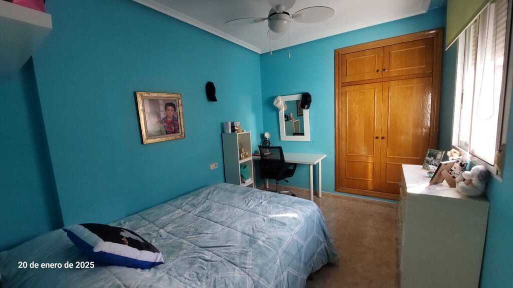 habitación con cama 135cm