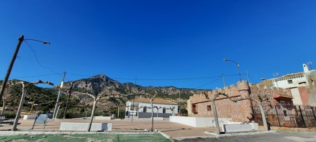 Plaza  Fuente Blanca