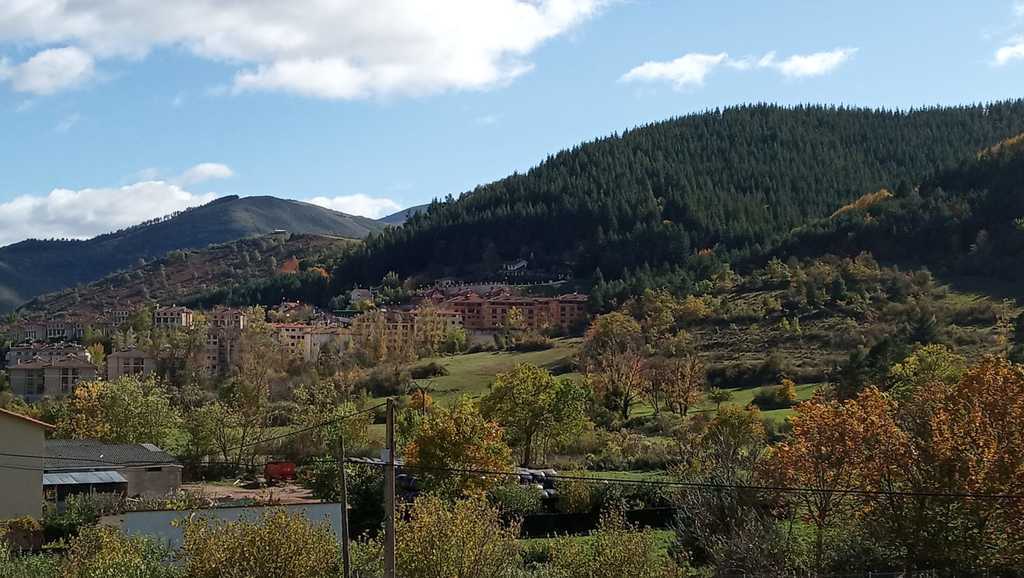 VISTA DE LA URBANIZACION DESDE ZORRAQUIN
