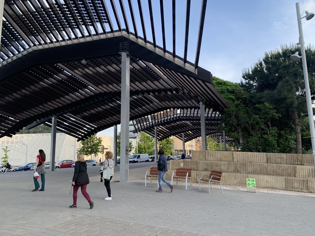 Social sun energy production pergola in Vall d'hebron
