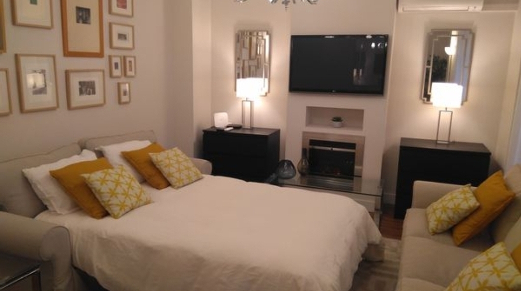 Lounge with a sofa bed