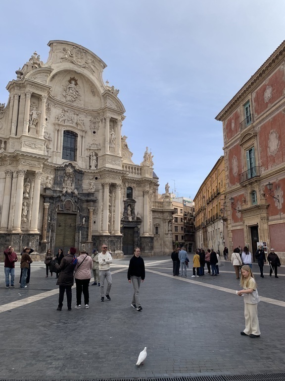 Cartagena, 1 hour by car