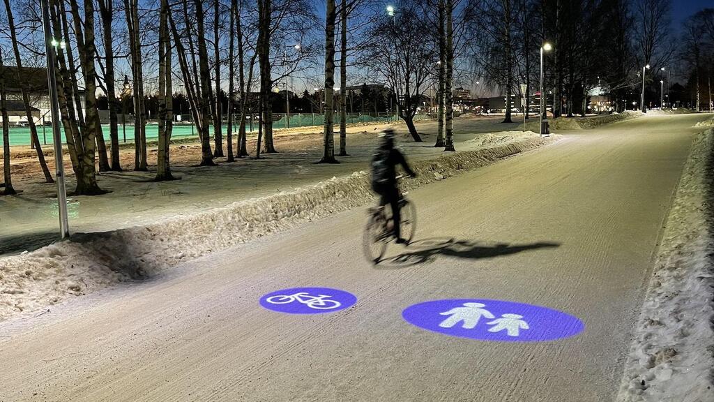 Cycling all year round on bike paths.