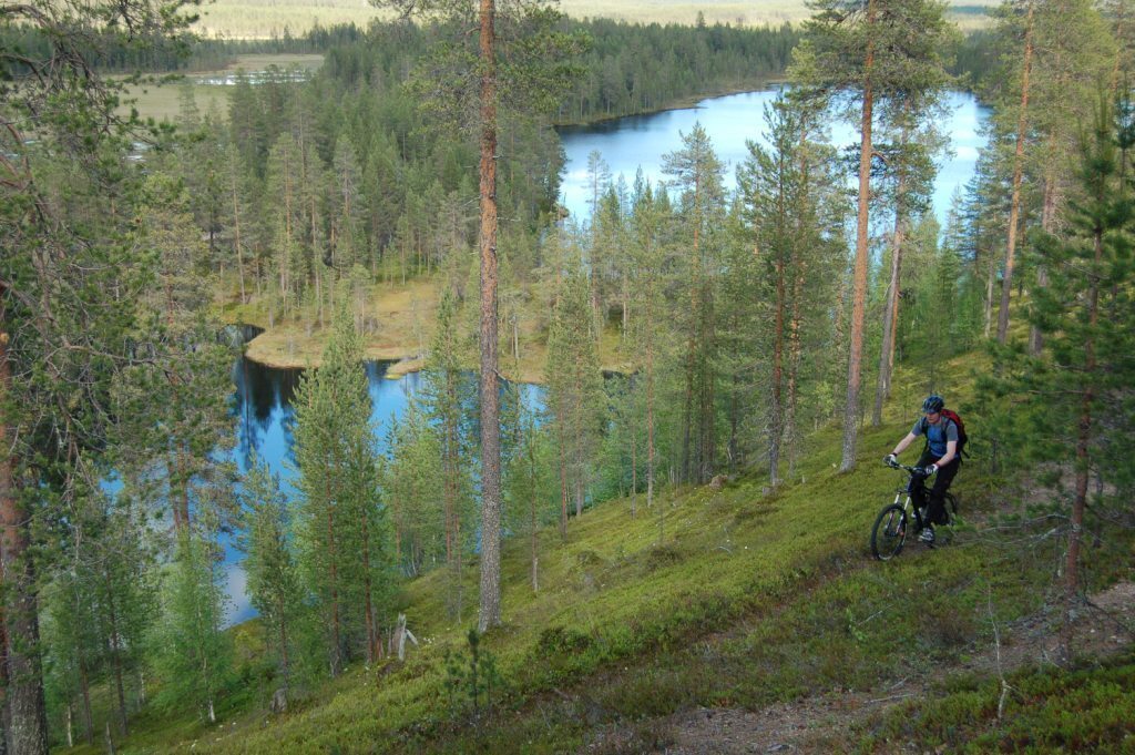 Mountain bike/hiking routes in Iso-Syöte 1h drive