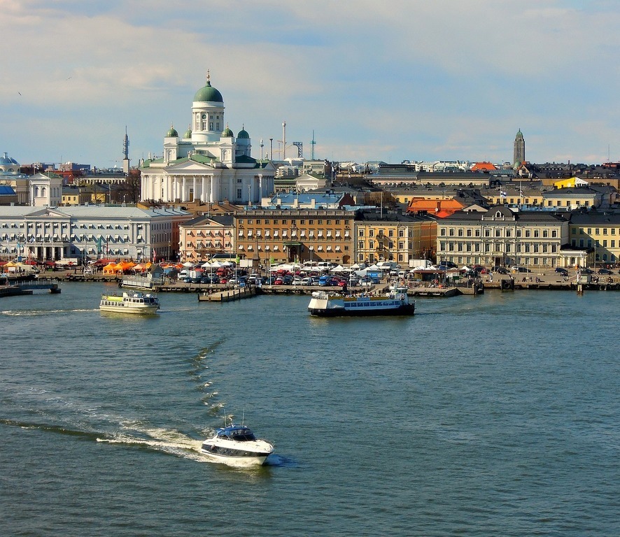 Helsinki, 42 min by car, 30 min by train