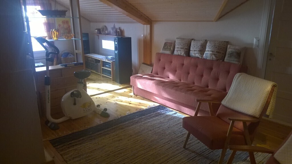 Upstairs living room