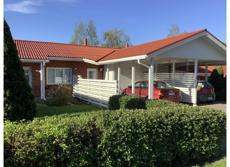 My appartment from street side