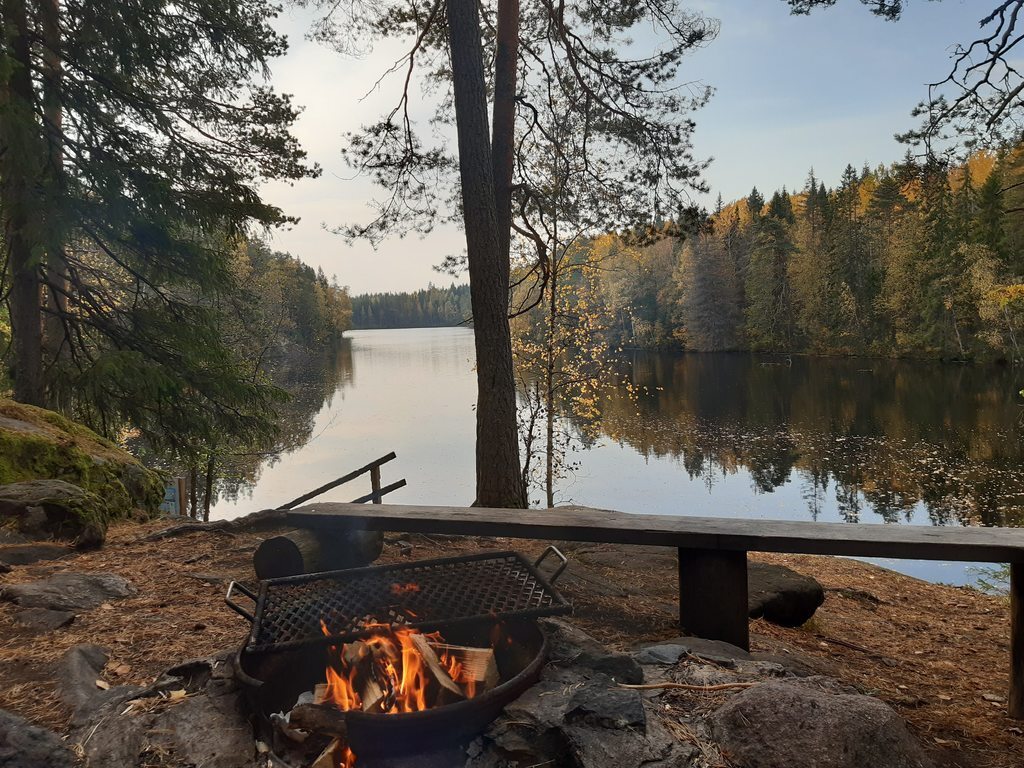 Kiiskilampi 10km drive and 4km hiking