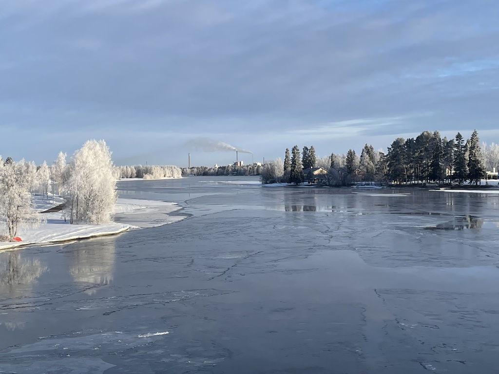 Oulujoki during early spring.