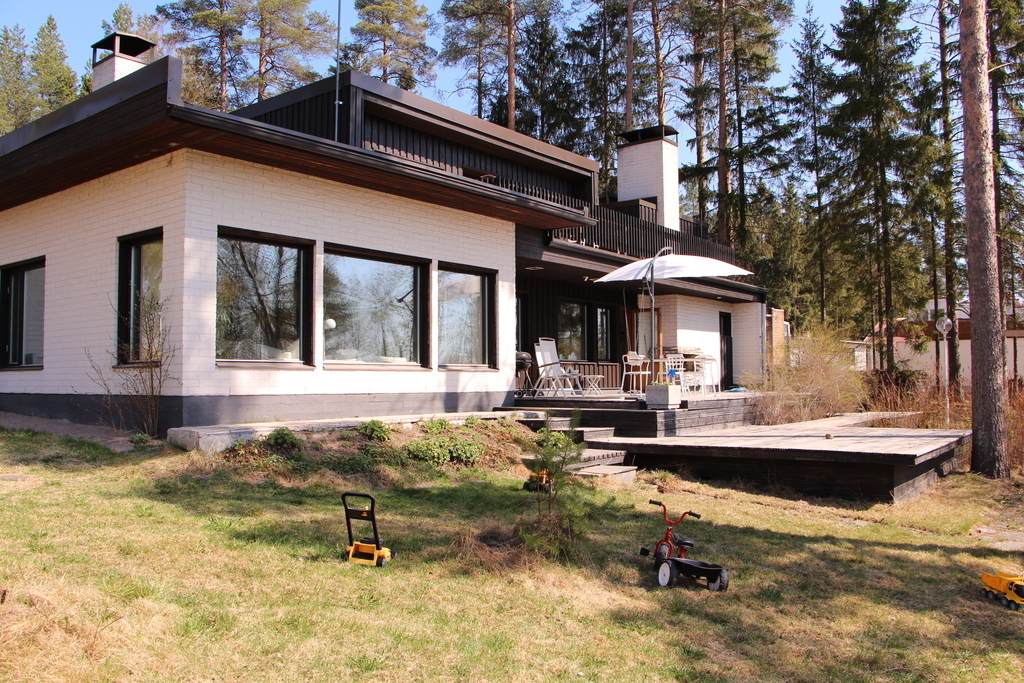 House seen from the garden during spring.
