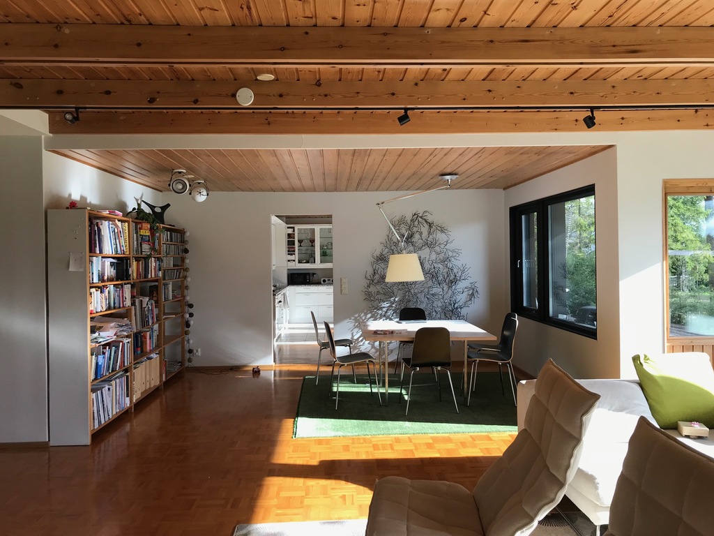 Living room with dining table