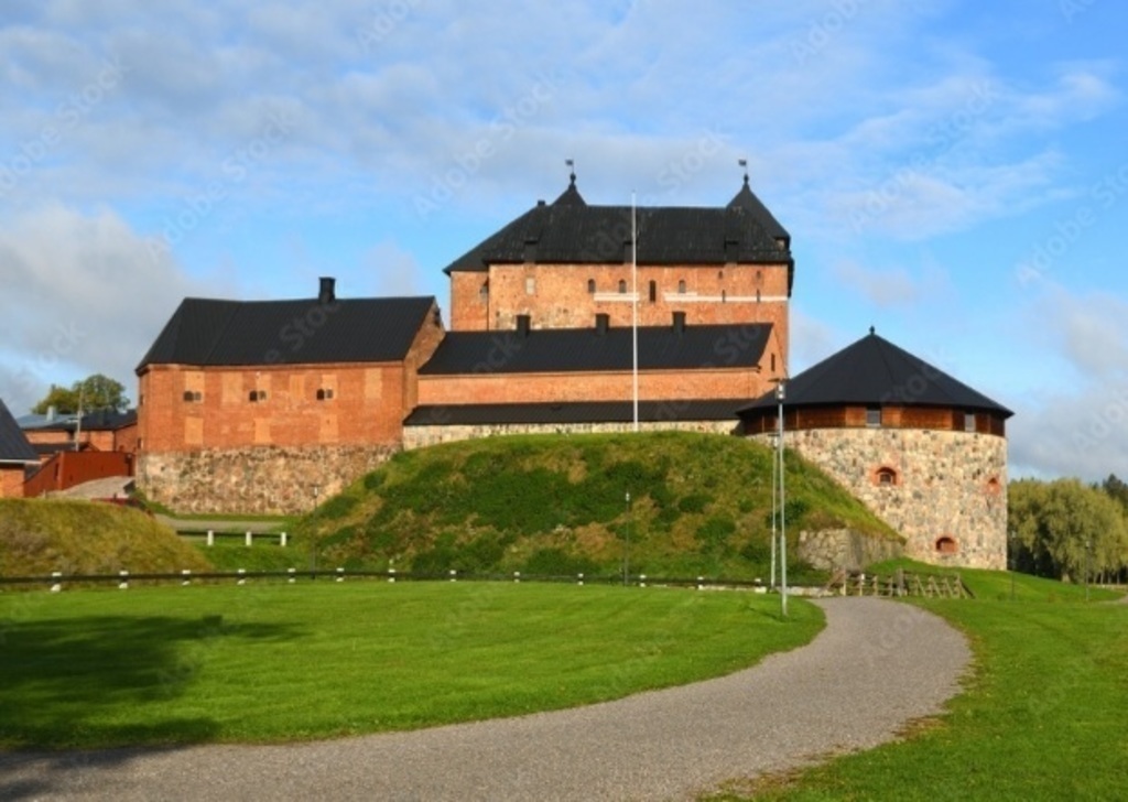 https://www.kansallismuseo.fi/fi/haemeenlinna 10 minutes from home