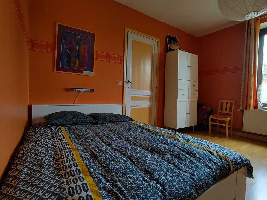 chambre - lit double 140 com