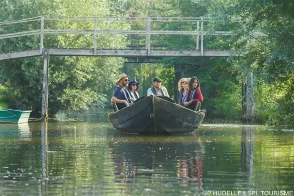 bootje varen in de Clairmarais (nabij Saint-Omer) 20 km