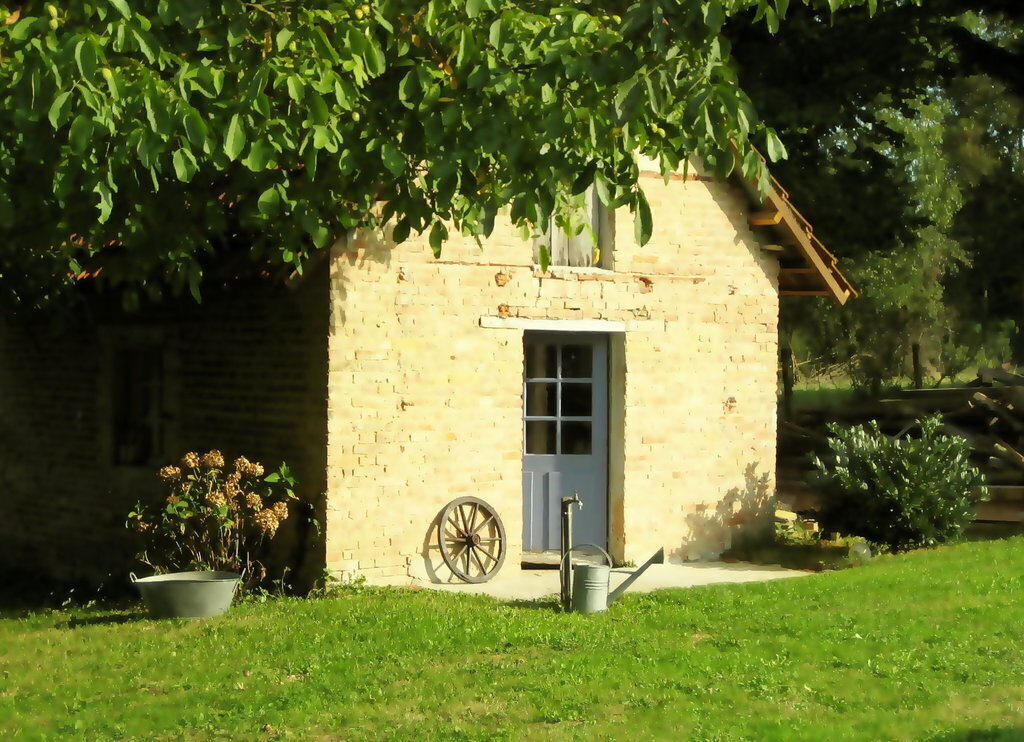 Nebengebäude - view on a second building with equipment