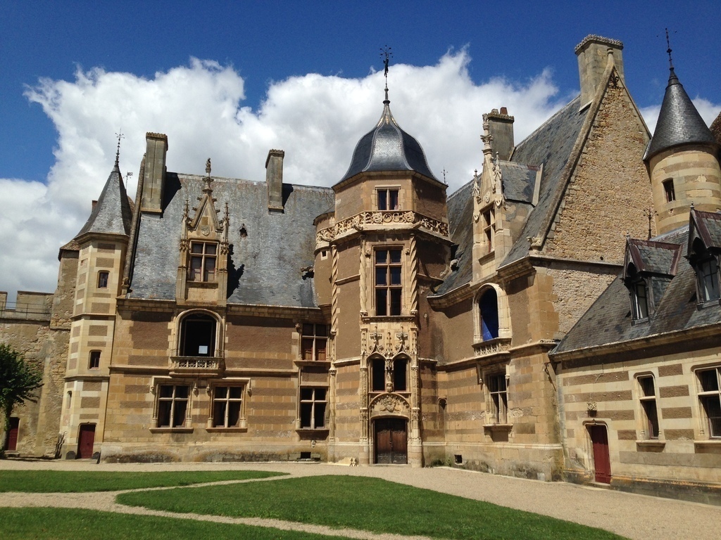 Château d'Ainay le Vieil 