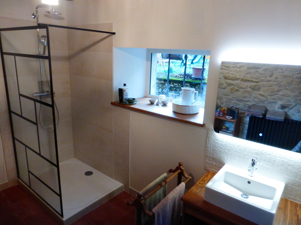 Salle de bain rez de chaussé