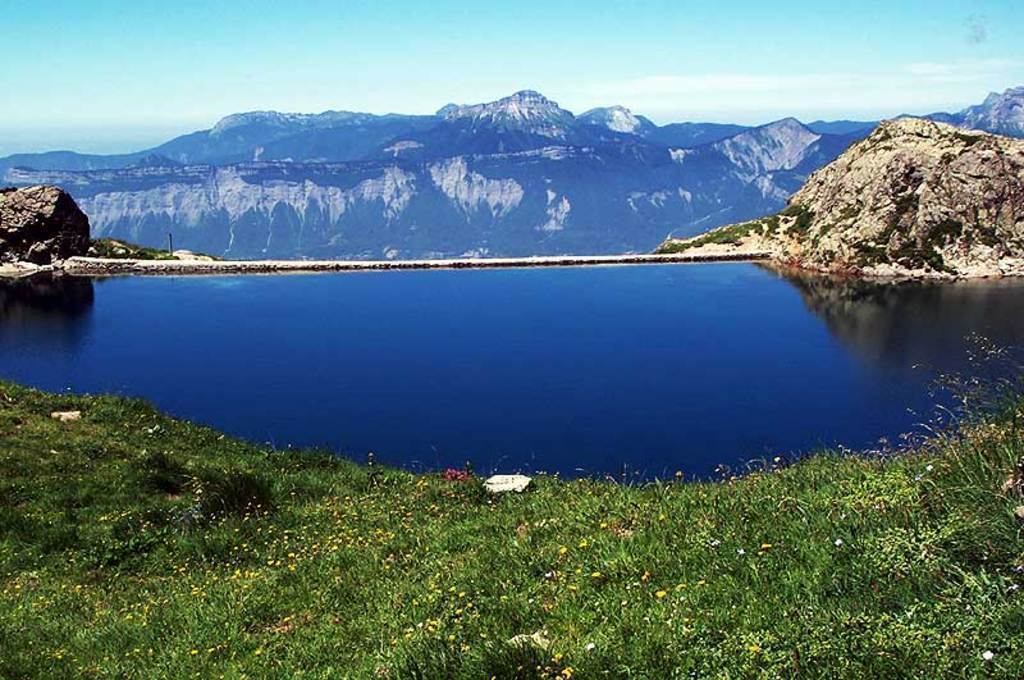 le lac du Crozet. about 90mn by walking from Freydières. 