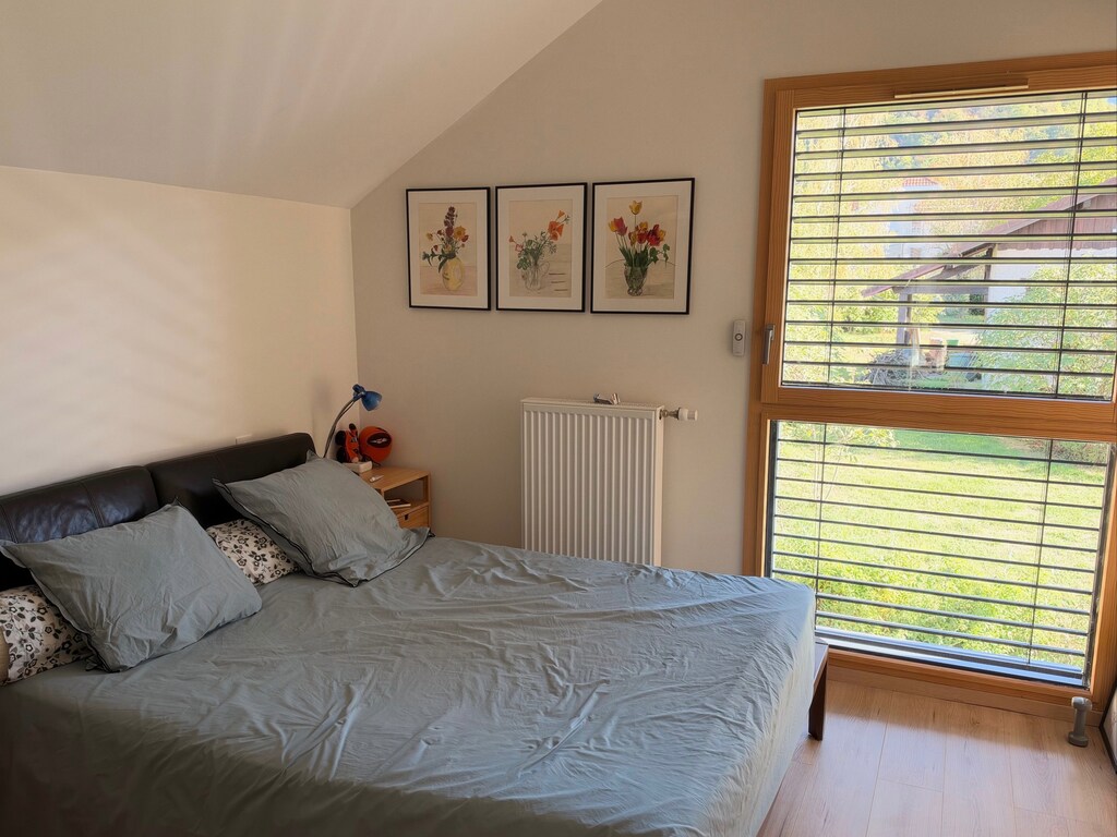 Naomi's room