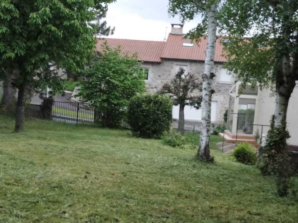 jardin vu depuis la terrasse 