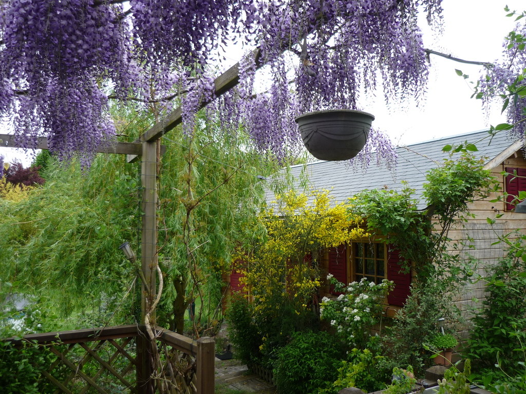 chalet with extra double bed in the loft ( a hit for children)