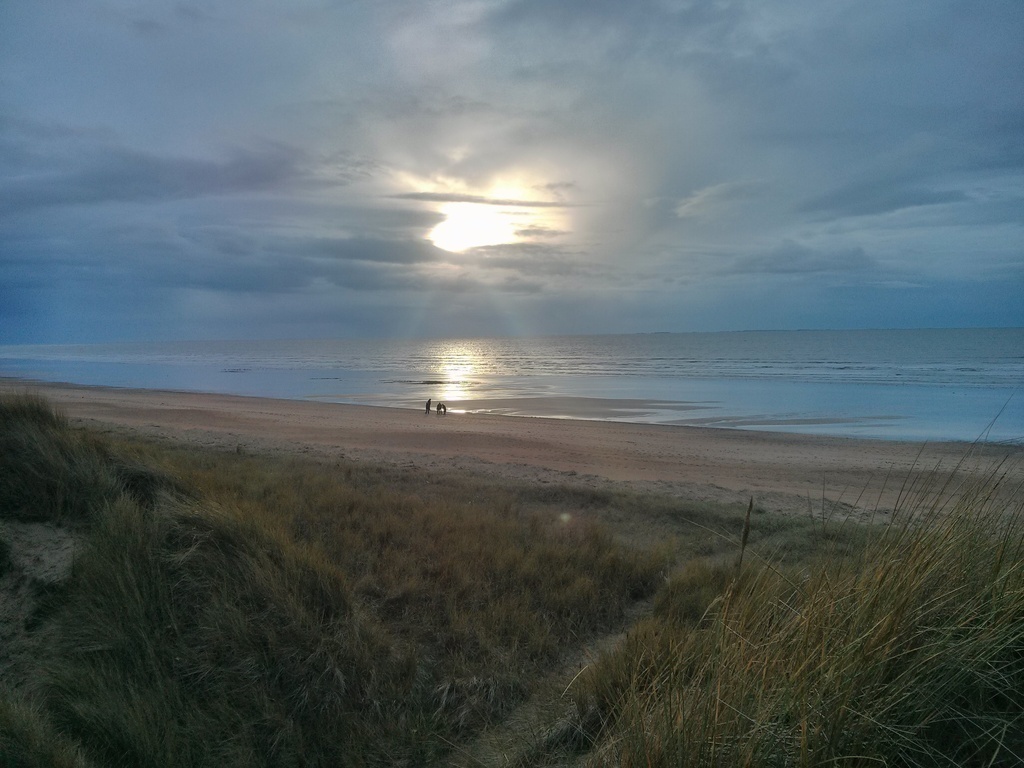 Beach (10 minutes by car)