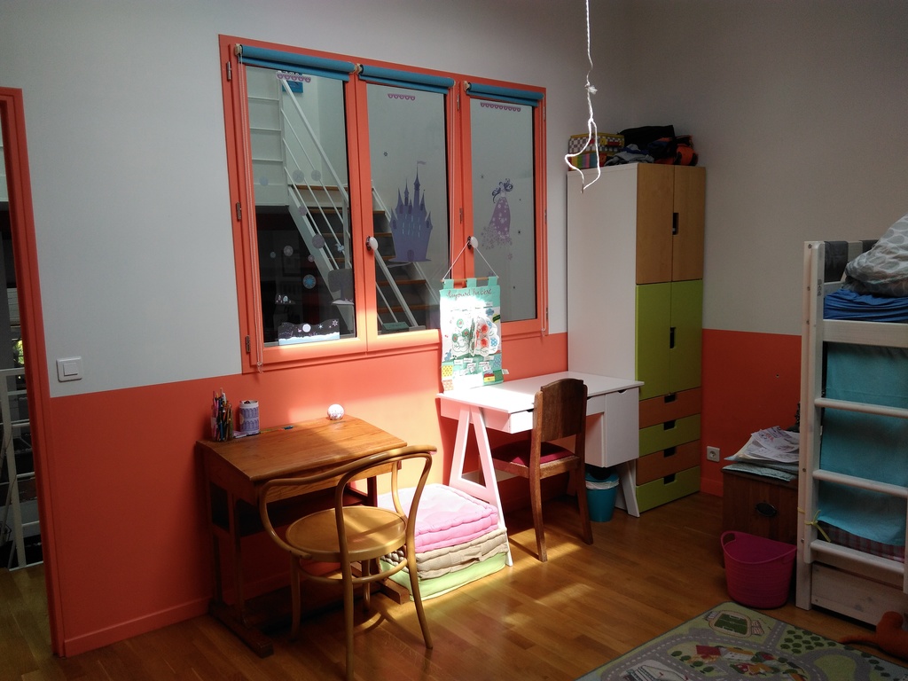 Children orange bedroom on the first floor