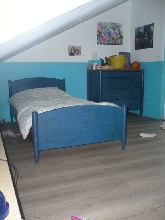 The blue bedroom on the second floor