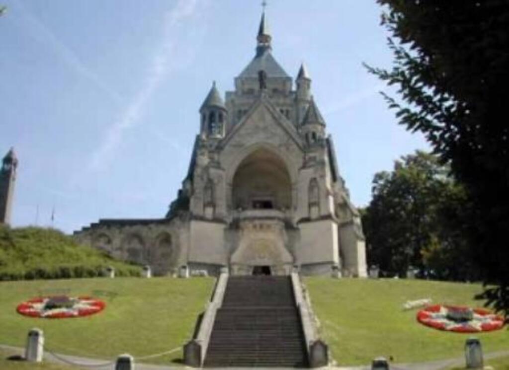 World War I Memorial / Mémorial 1ere guerre mondiale