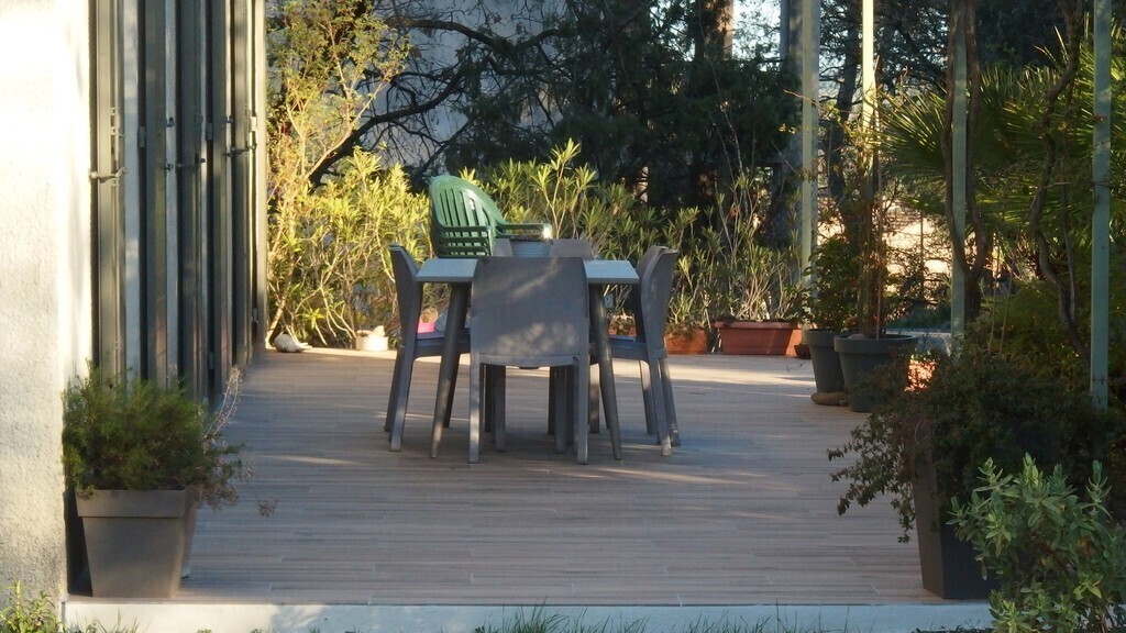 terrasse sud de la maison.