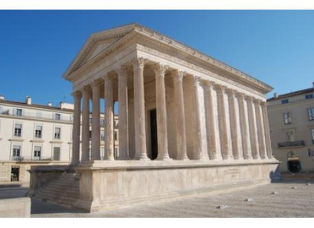 Nîmes 2 Maison Carrée
