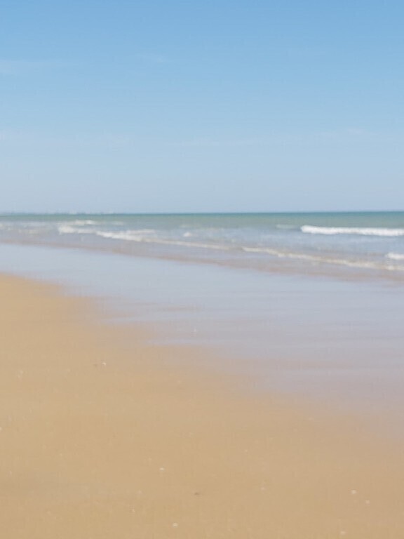 Big sandy beach- 60km - one day trip - St Jean de Monts 