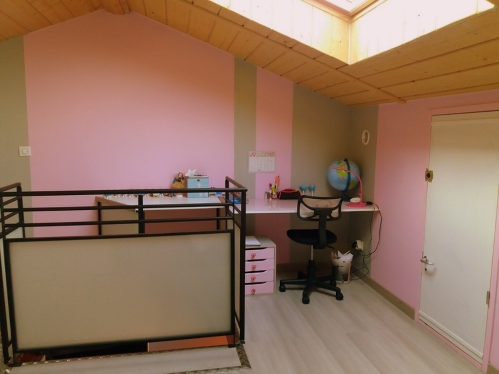 Candice's bedroom upstairs