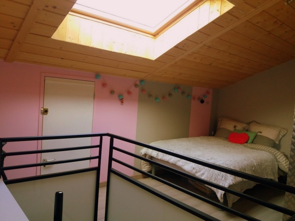 Candice's bedroom upstairs