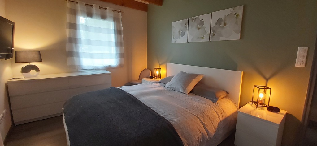 Main bedroom / habitacion principal - 160*200