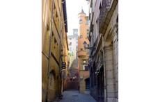 Lyon & its narrow streets