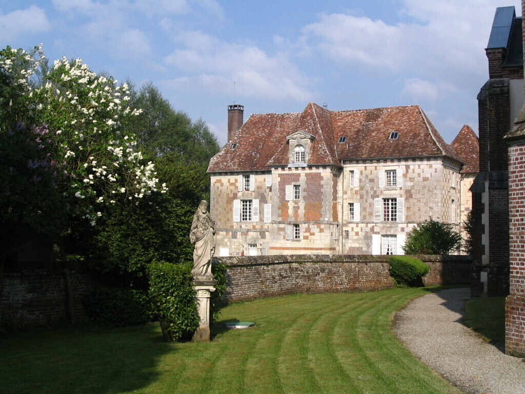 Le château d'Hermival-les-Vaux (architecture classique - XVI°/XVIII°)