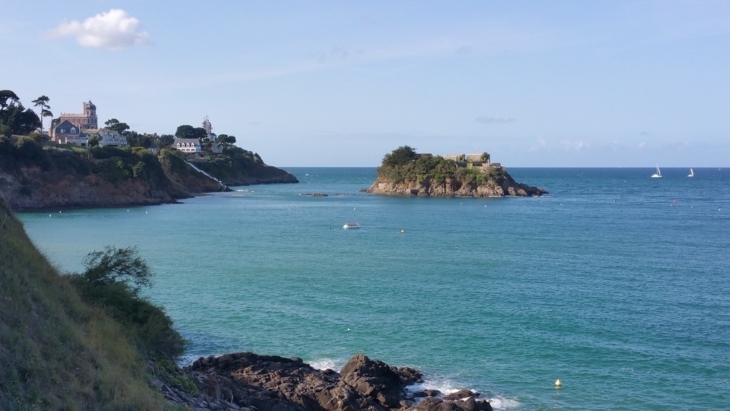 Ile de la Comtesse. Just close to the house...